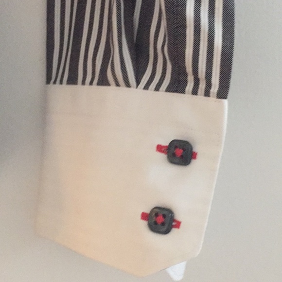 XOOS Men’s Button-Down - Picture 3 of 4